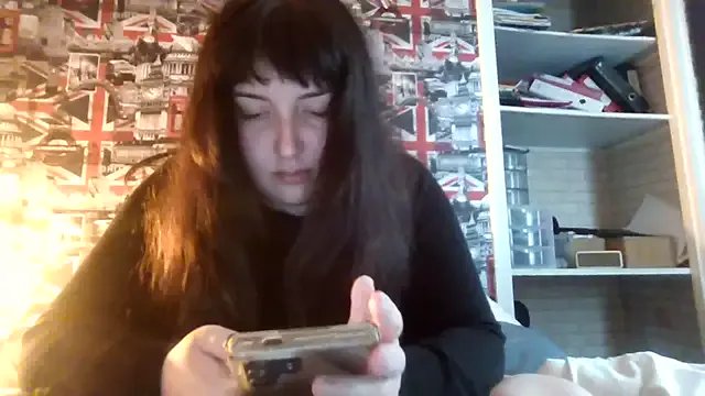 Lynylou on StripChat