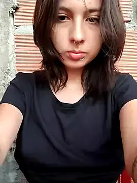 Maiden-Hot — Naked and show ass