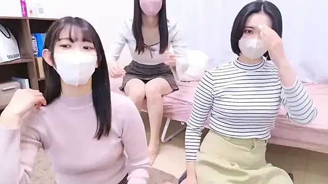 MAIMAI-club on StripChat