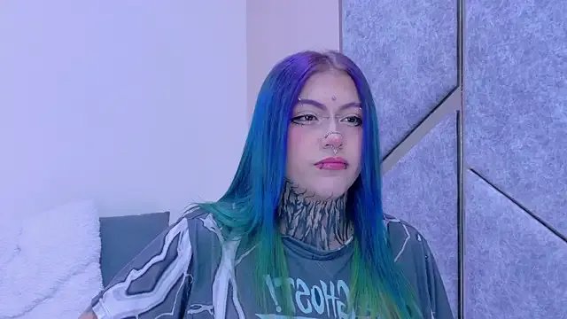 MaloryGrey_ — bow job with slpit tongue