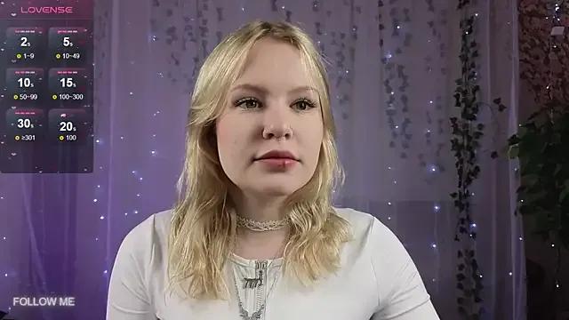 Mila_wxw — stand up and spin around