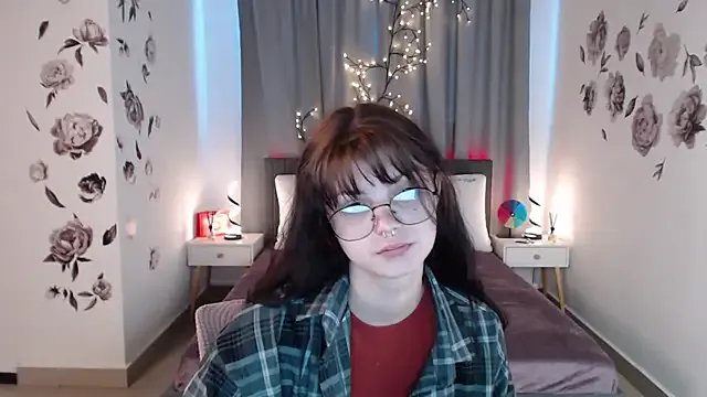 MileyRood on StripChat