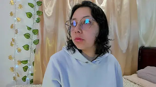 Milie_yue on StripChat 