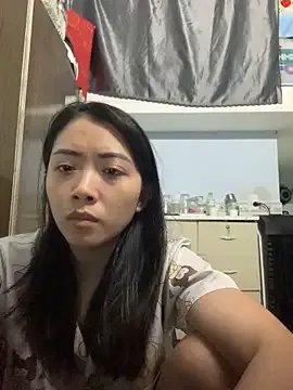 Minee1202 on StripChat