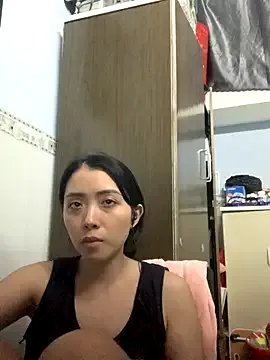 Minee1202 on StripChat