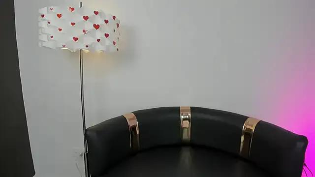 miss__allison on StripChat 