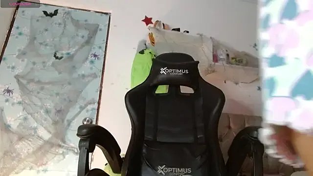 miss_valery2 on StripChat 