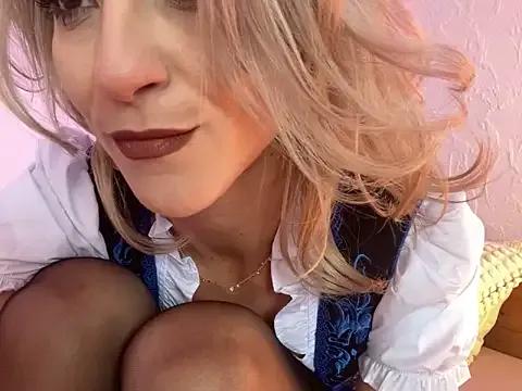 missdaisydiamond777 on StripChat 