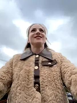 missdaisydiamond777 on StripChat 