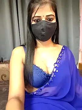 Misss-julli on StripChat 