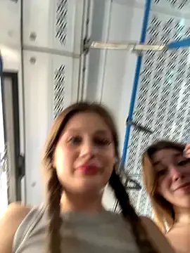 mmelicious on StripChat 