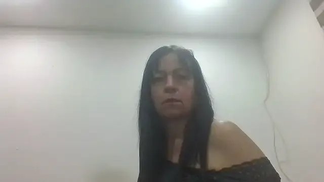 mommynasty on StripChat 