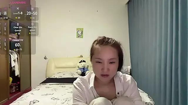Momo-999 on StripChat 