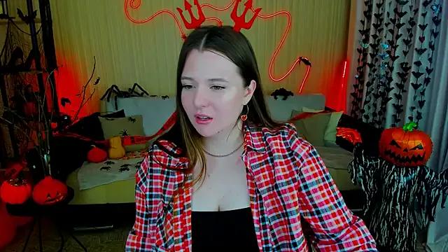 Moonvelle on StripChat 