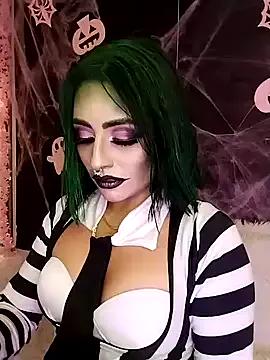 Nanda_Vixen on StripChat 