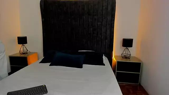 NataGarcia on StripChat 