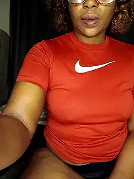 Nattybae009 on StripChat