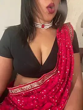 naughtyjaanu on StripChat
