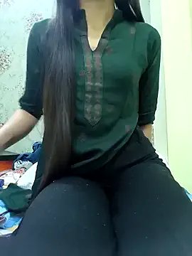Neha_089 on StripChat