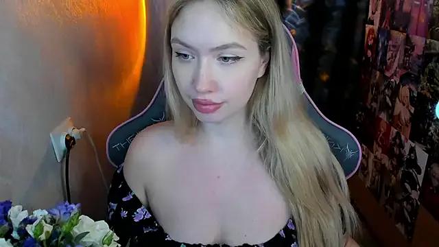 NicoleRiccii — Titties jumping