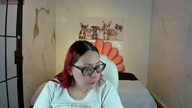 NiickyJones on StripChat