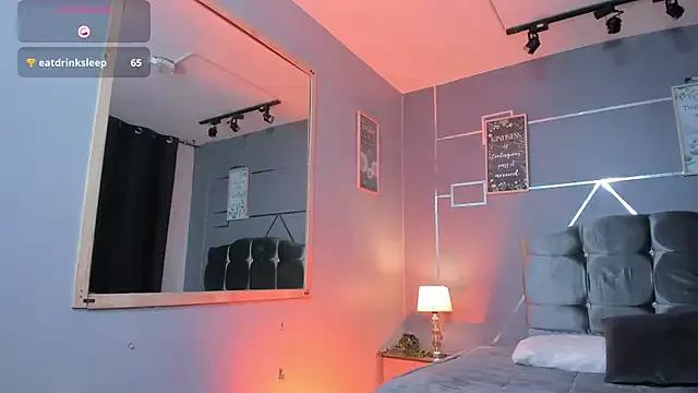 Noah_Smith04 — smile