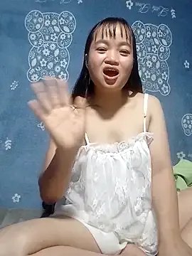 Noelle-e on StripChat