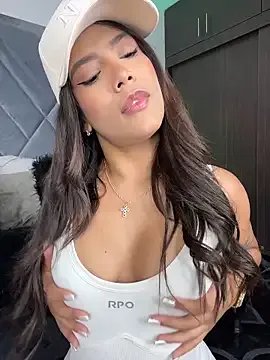 OneInAMillionXXX on StripChat