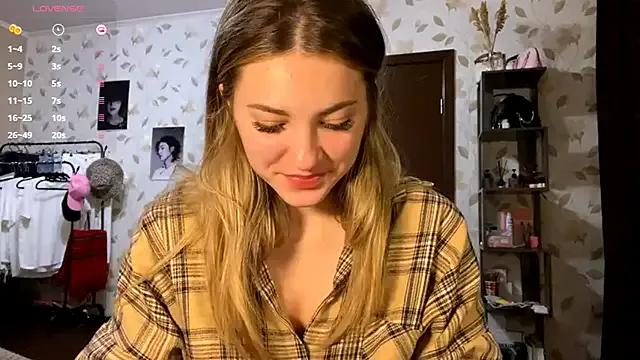 OrethaEredia — lick lips close to cam!