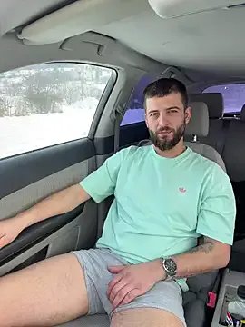 Pablo_Hornyguy95 on StripChat