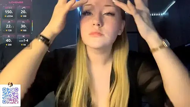 PandaFluff on StripChat