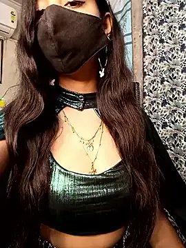 Parinaaz18 on StripChat