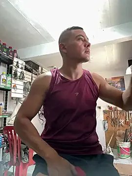 Paul22cm- on StripChat