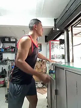 Paul22cm- on StripChat