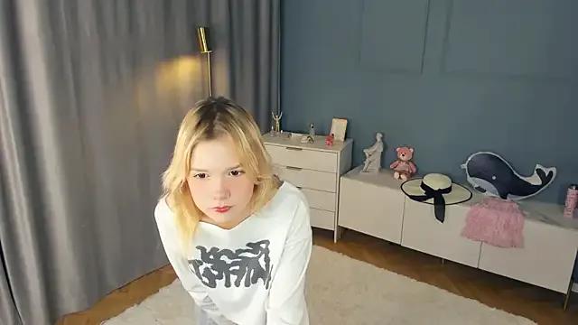 PhillisEsplin — Suck my sweetie fingers 