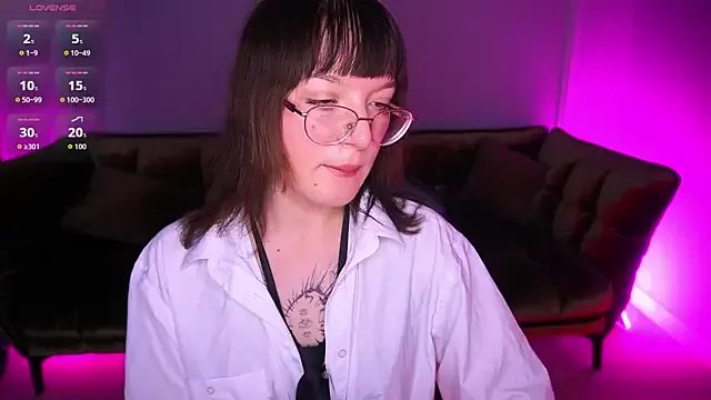 Pixie_Peachh on StripChat 