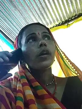 Pooja750 on StripChat