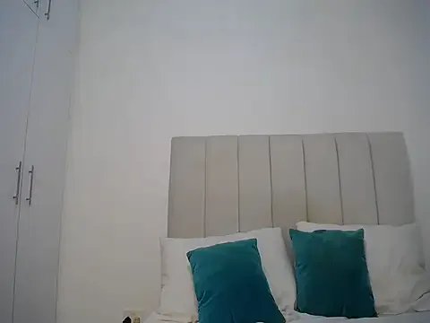 Pretty_Liya08 on StripChat