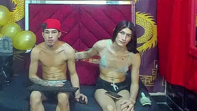 Pride_couple on StripChat