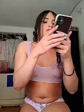 Pussycat_9999 on StripChat 