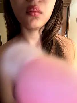 Queen_Shanuu — Group on StripChat