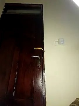 queennapal on StripChat