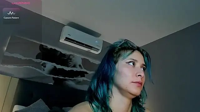 Ramona_Flower on StripChat