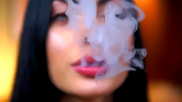 RavennaDArcy on StripChat