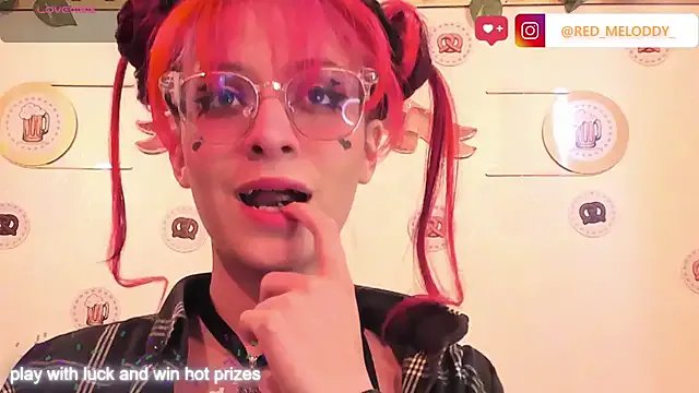 RedMeloddy on StripChat