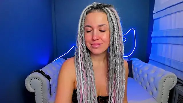 rock_n_roxy on StripChat