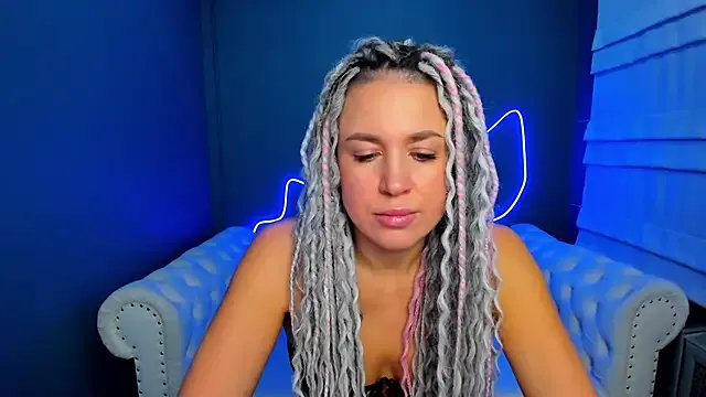 rock_n_roxy on StripChat