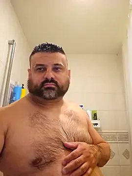 Roddog18 on StripChat