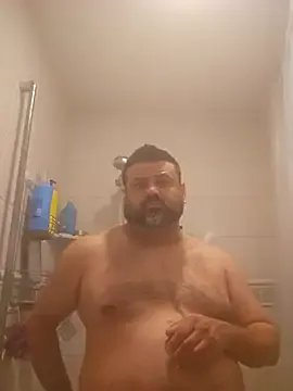 Roddog18 on StripChat