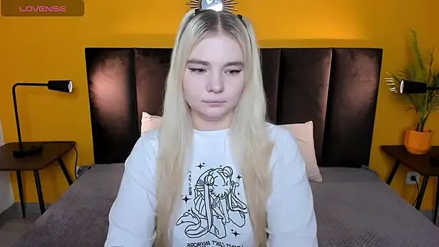 RuthBryant on StripChat